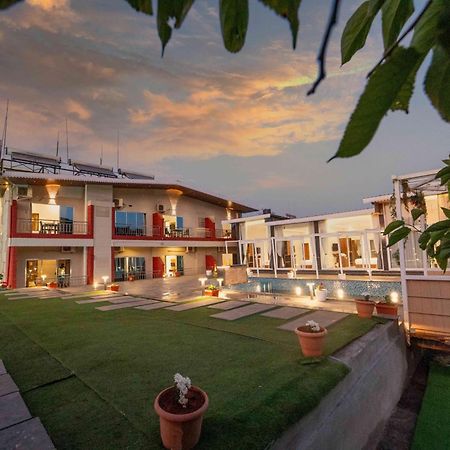 Treebo Winter Town Venna Lake Mahabaleshwar Exterior photo