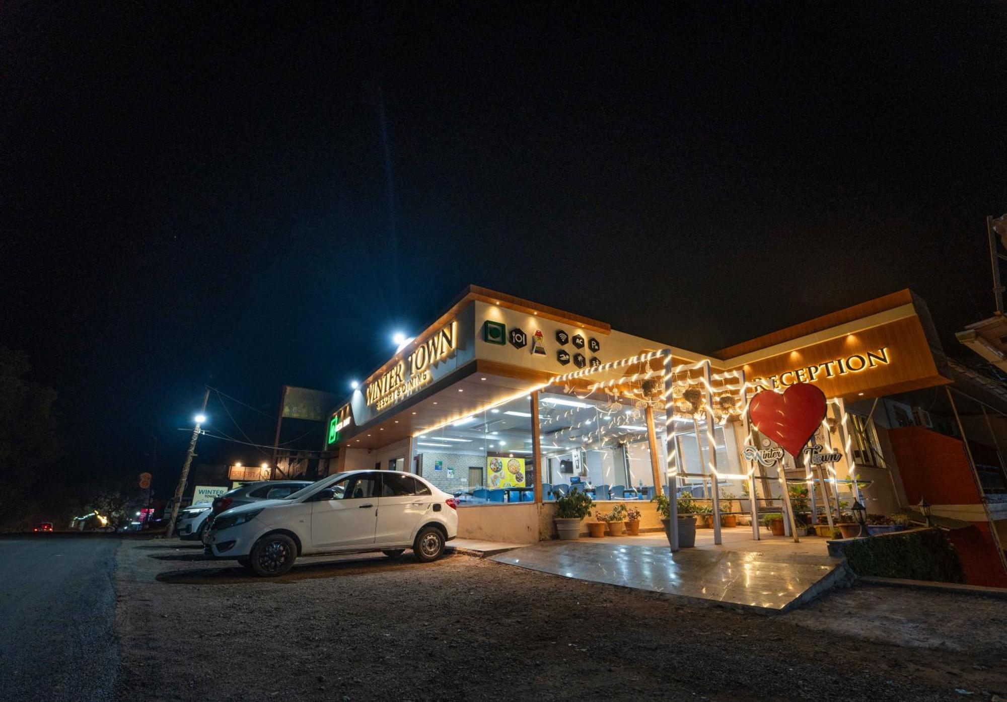 Treebo Winter Town Venna Lake Mahabaleshwar Exterior photo