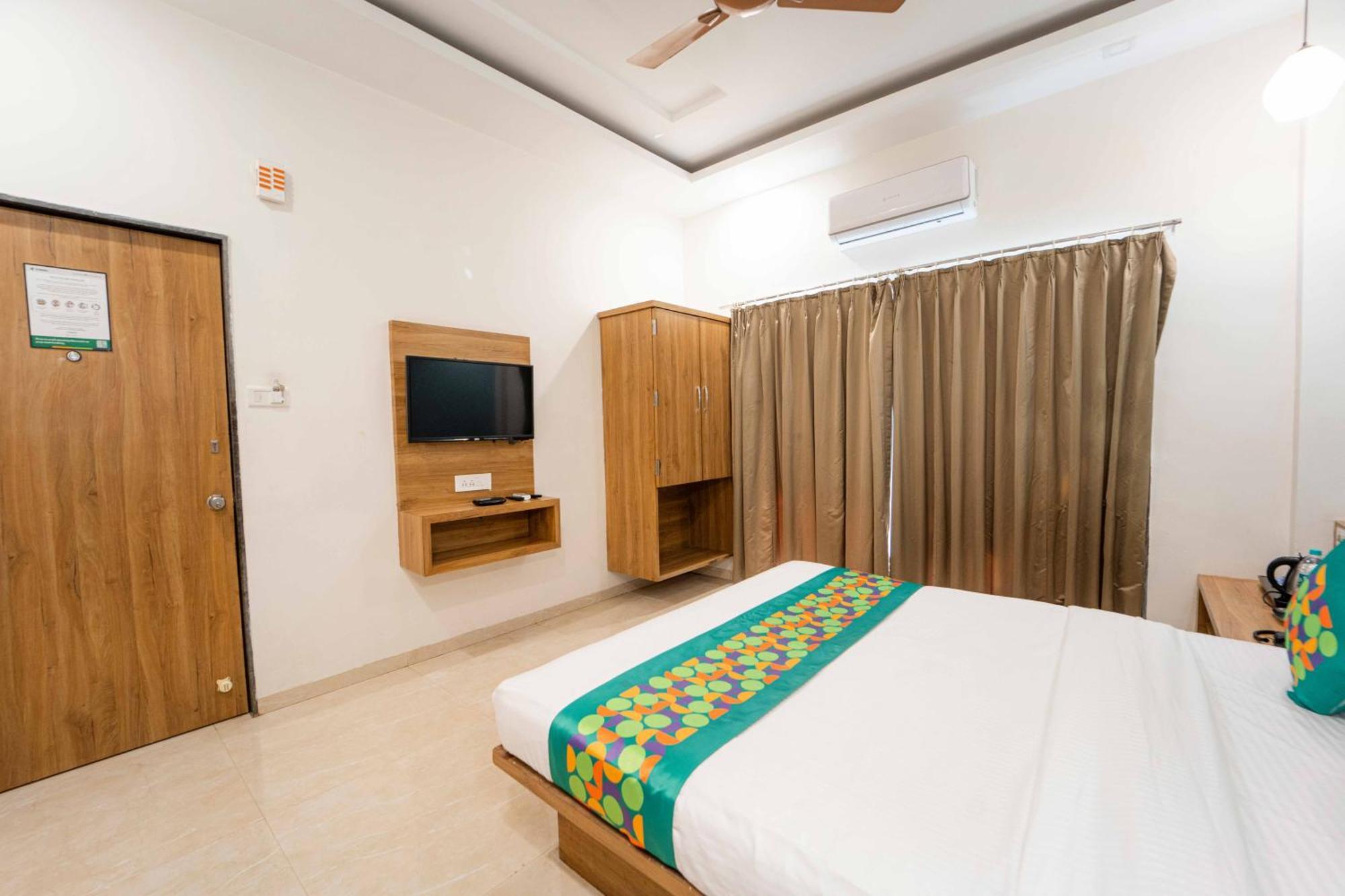Treebo Winter Town Venna Lake Mahabaleshwar Exterior photo
